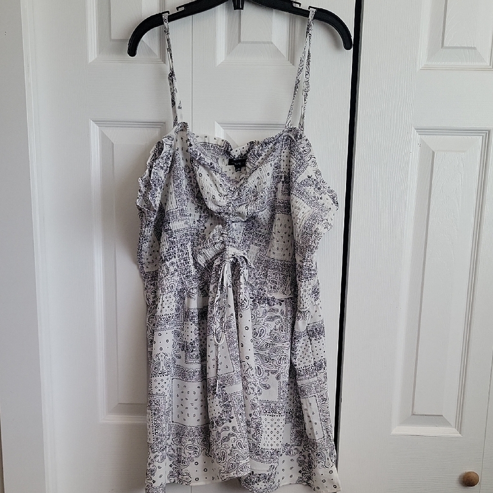 Women's Black and White Baby Doll Top